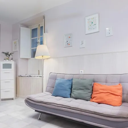 Functional And Pretty-1bd 1bth- San Vicente Apartment